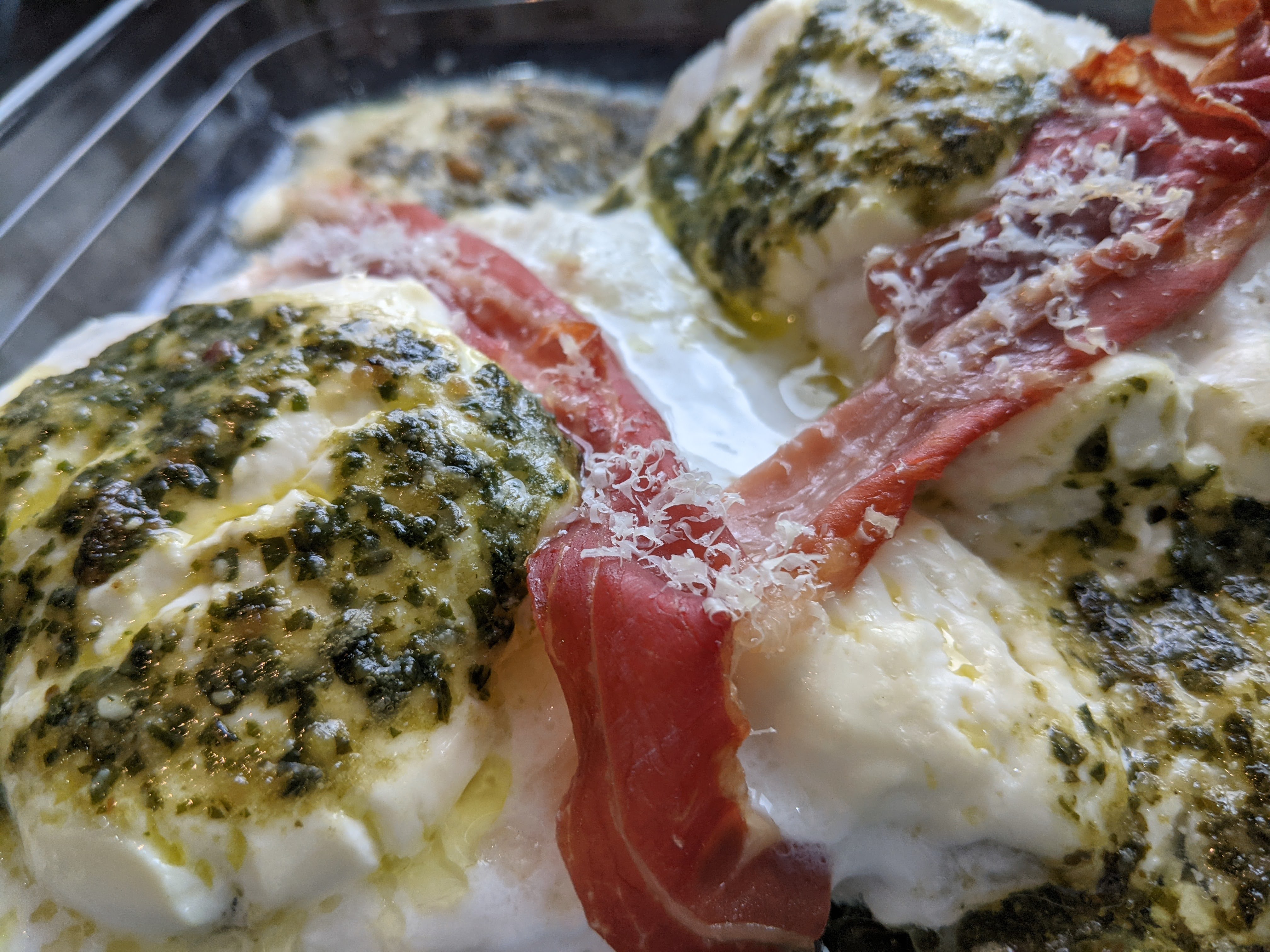 Prosciutto & pesto fish gratin